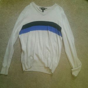 Gap v-neck sweater
