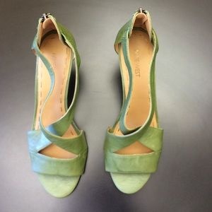 Nine West peep toe wedge sandals