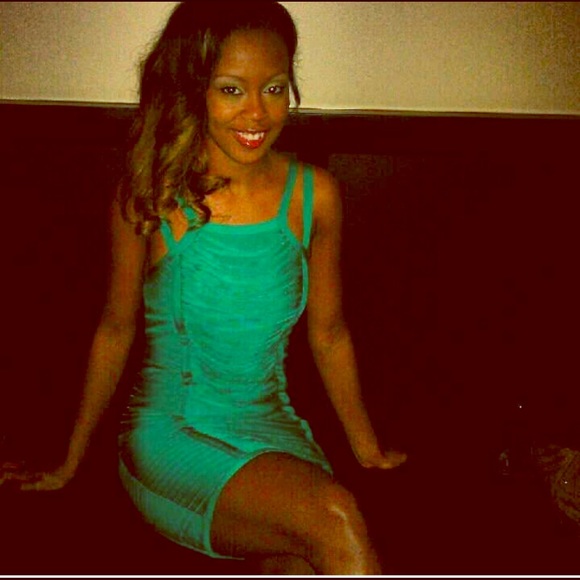 Beautiful form fitting cocktail / party dress.