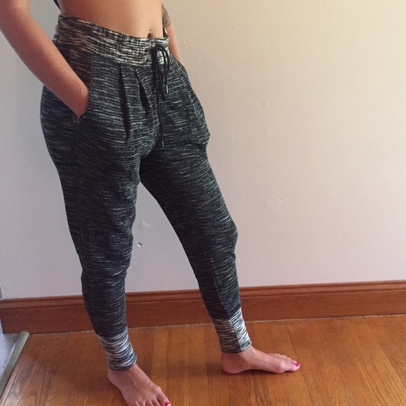H&M Pants - Knit Jogger Pants