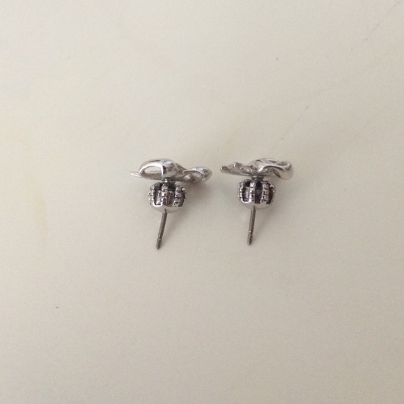 Earrings - Picture 3 of 3