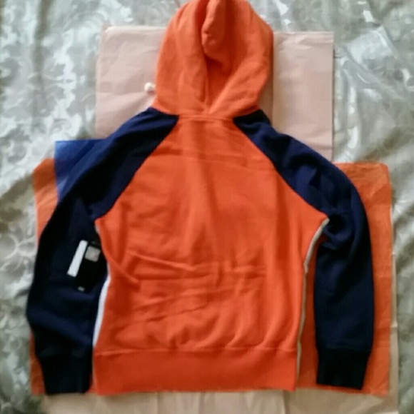 *NFL*2016 Super Bowl Winners Hoodie* - Picture 3 of 4