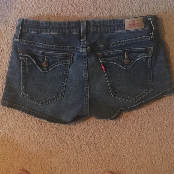 Levi Dark Wash Jean Shorts - Picture 3 of 3