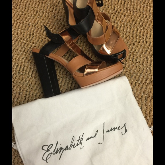Brown and Tan Sam Sandals😍