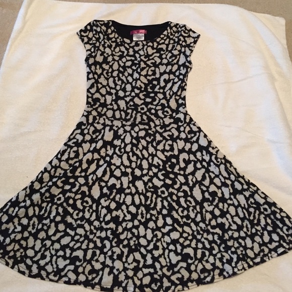 Aqua dress. Girls Medium