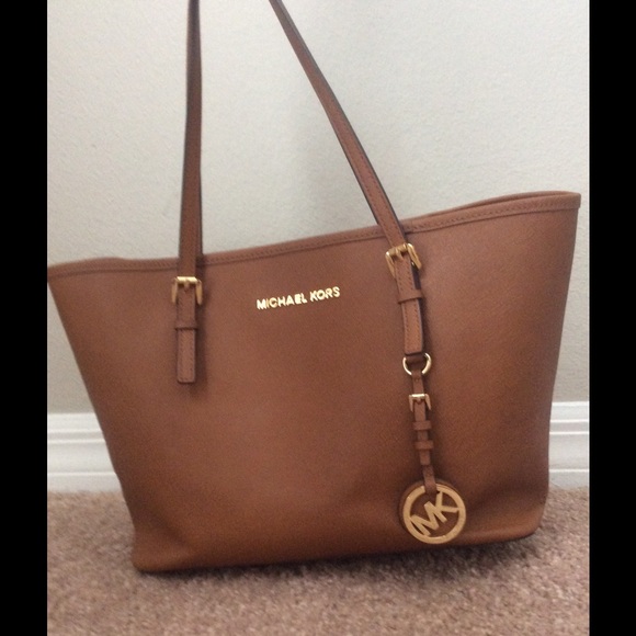 Micheal Kors tote bag-camal - Picture 1 of 3