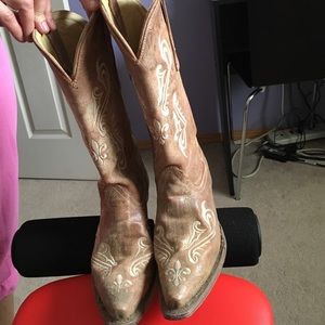 Corral cowboy boots
