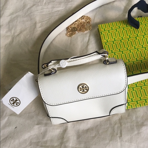 Tory Burch Handbags - HP🎈Tory Burch Waist Bag &Belt and Belt🎈HP 8.14