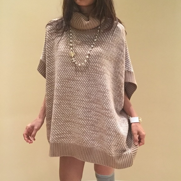 Michael Kors Sweaters - $180 brand new michael kors turtleneck sweater