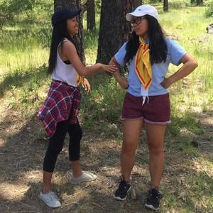 Meet your Posher, Hong ngoc