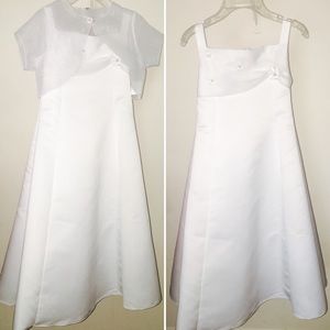 A beautiful white dress for a special occasions!