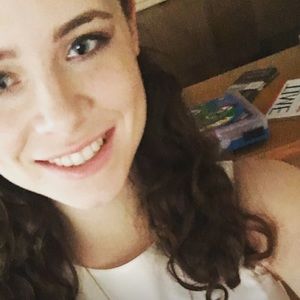 Meet your Posher, Steph