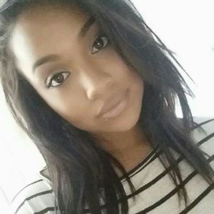 Meet your Posher, Gabrielle