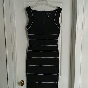 White House Black Market Instantly Slimming Dress
