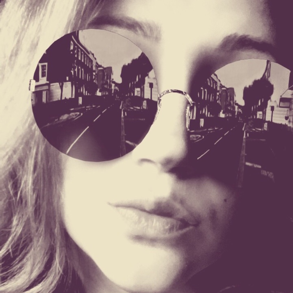 Meet your Posher, April
