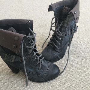 Super comfy bakers combat fashion boots
