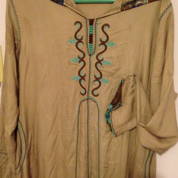 Used traditional Moroccan dress jellaba - Picture 2 of 3