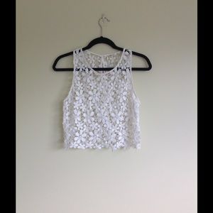 NEW Hollister BEAUTIFUL Woven Floral Crop Top