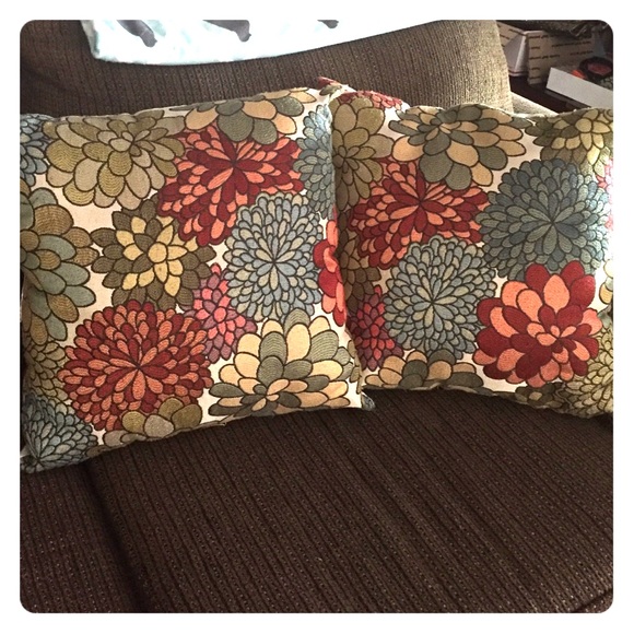 Throw pillows