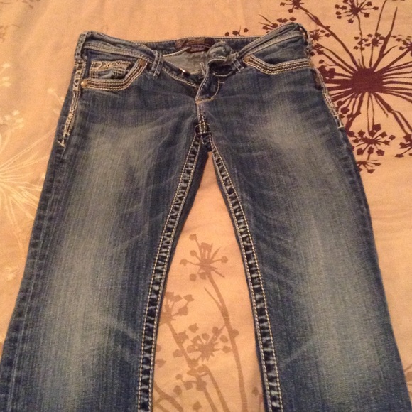 Silver Jeans. Tuesday. Size 27/31