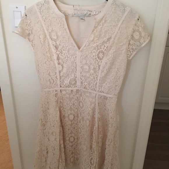 LC Lauren Conrad Dresses & Skirts - Lauren Conrad Lace Dress