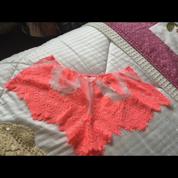 Vs lace shorts