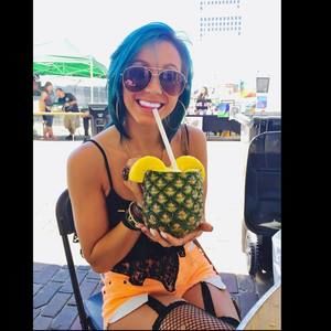 Meet your Posher, Savannah