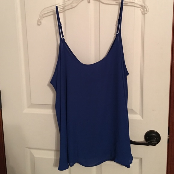 XL blue top, brand new with tags - Picture 1 of 3