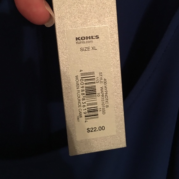 XL blue top, brand new with tags - Picture 2 of 3