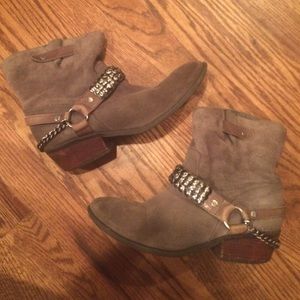 Gianni Bini boots
