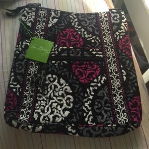 NWT Hipster in Canterberry Magenta