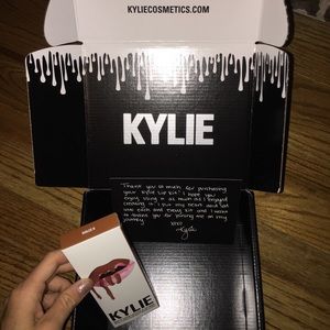 Dolce K Lip Kit- Kylie Cosmetics by Kylie Jenner