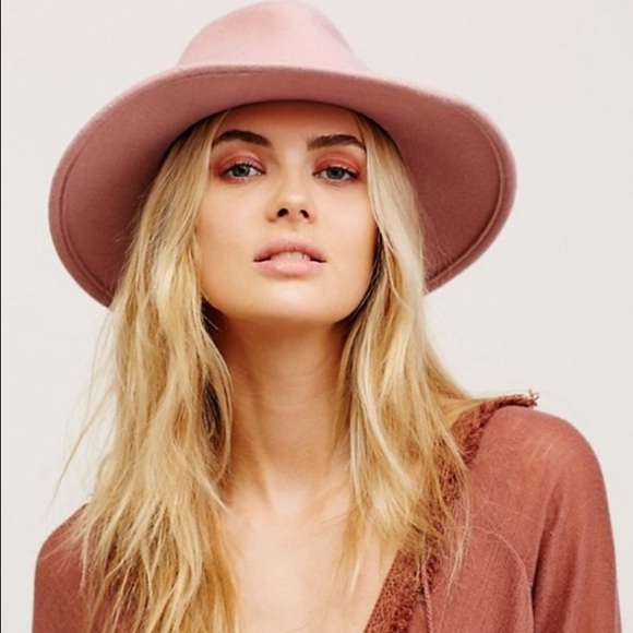 Never worn pink free people felt hat