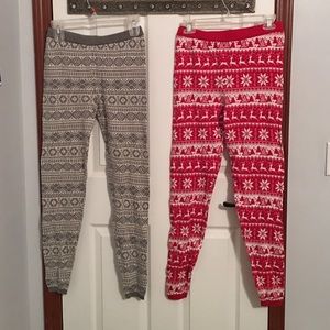 2 pairs of patterned leggings. Super comfy.