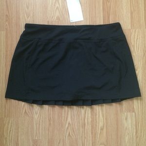 Fabletics black work out skirt