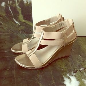 Kenneth Cole Reaction Sandals