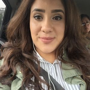 Meet your Posher, Brianna