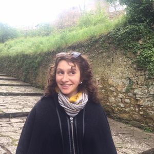 Meet your Posher, Julia