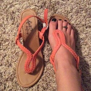 Orange braided wedges! ❤️
