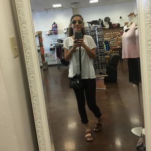 Meet your Posher, Alexus