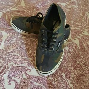 Camouflage Vans