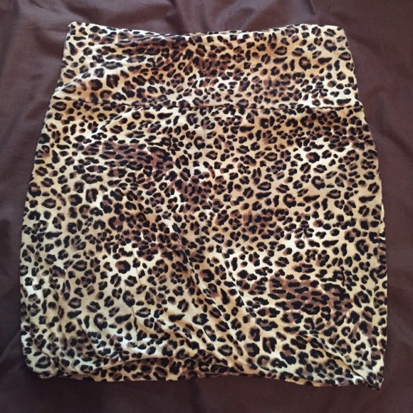 Leopard skirt!