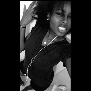 Meet your Posher, Kardiere