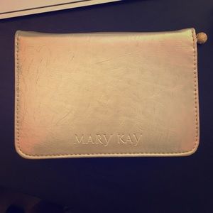 Mary Kay Pouch