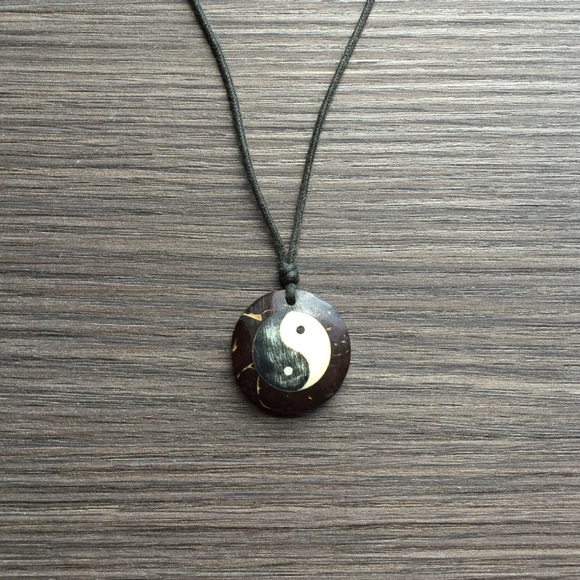 Jewelry - Ying Yang necklace
