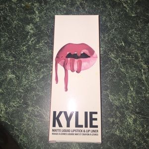 Kylie lip kit