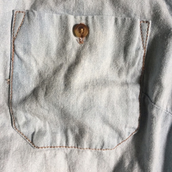 Oversized Light-Wash Jean Jacket - Picture 2 of 4