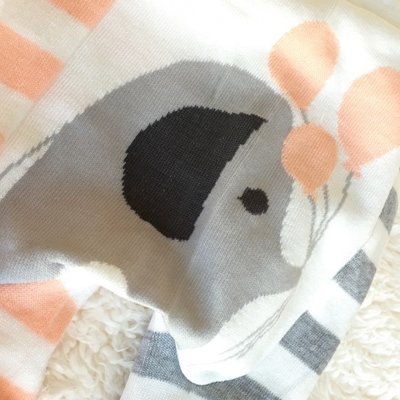 ⭐️LAST ONE!⭐️ Elephant Knit Leggings - Picture 3 of 4