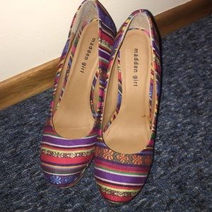 Madden Girl Azteca Platforms