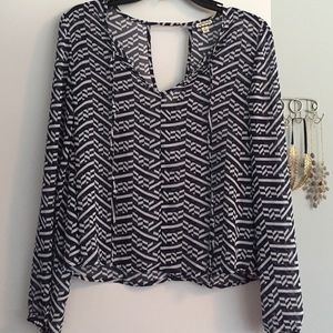Eyeshadow brand long sleeve chiffon blouse